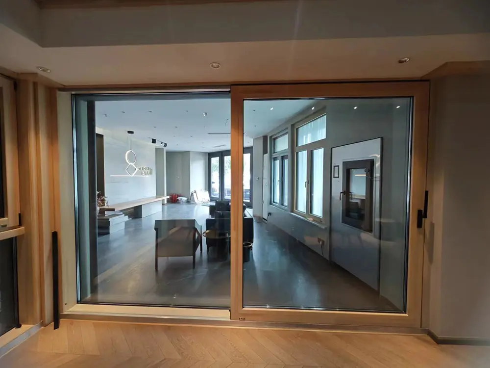 Joyfident 186 lift and sliding aluminum clad wood door (1).jpg